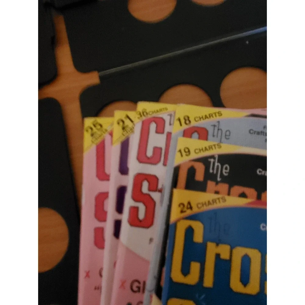 Lot 6 The Cross Stitcher Magazines 1994 Cross Stitch Charts Magazines Christmas
